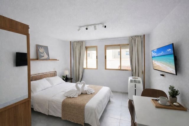 Yksiö myytävänä paikassa Playa del Cura, Torrevieja mukana uima-altaan - 107 000 € (Ref: 10062347)