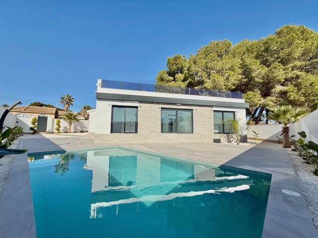 4 quarto Moradia para venda em Ciudad Quesada, Rojales com piscina garagem - 850 000 € (Ref: 10065353)