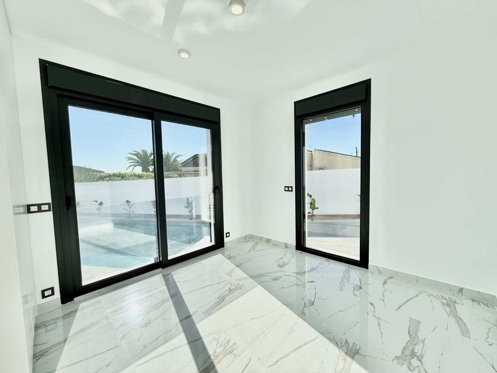 4 quarto Moradia para venda em Ciudad Quesada com piscina garagem - 850 000 € (Ref: 10065353)