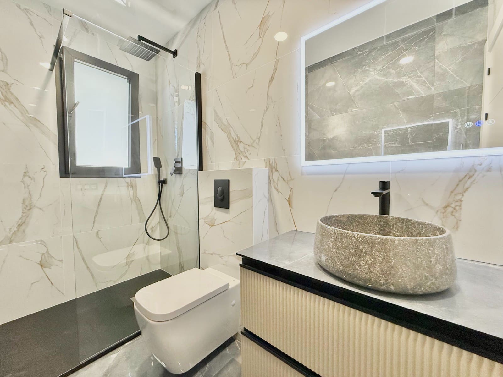 4 quarto Moradia para venda em Ciudad Quesada com piscina garagem - 850 000 € (Ref: 10065353)