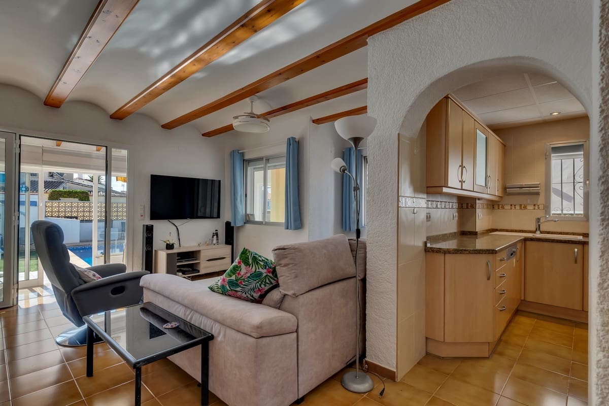 4 soverom Villa til salgs i Els Poblets med svømmebasseng garasje - € 478 000 (Ref: 10065366)