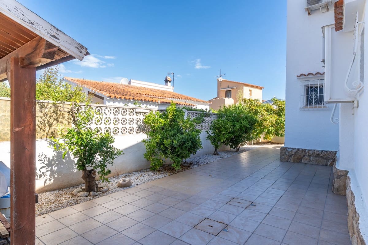 4 soverom Villa til salgs i Els Poblets med svømmebasseng garasje - € 478 000 (Ref: 10065366)