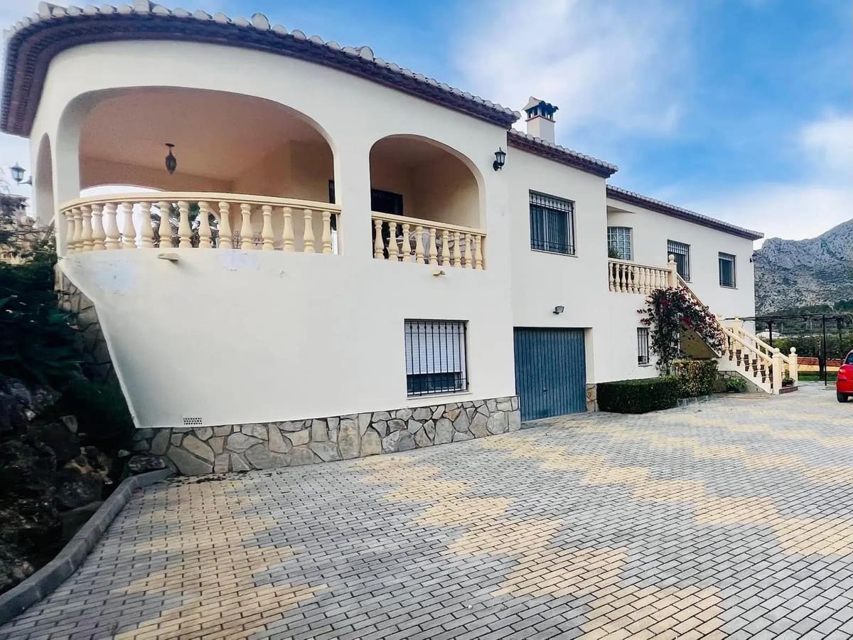 4 sovrum Villa till salu i Beniarbeig med pool garage - 490 000 € (Ref: 10065368)