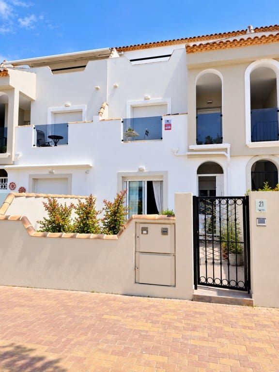 2 soveværelse Lejlighed til salg i San Pedro del Pinatar med swimmingpool - € 166.900 (Ref: 10070147)