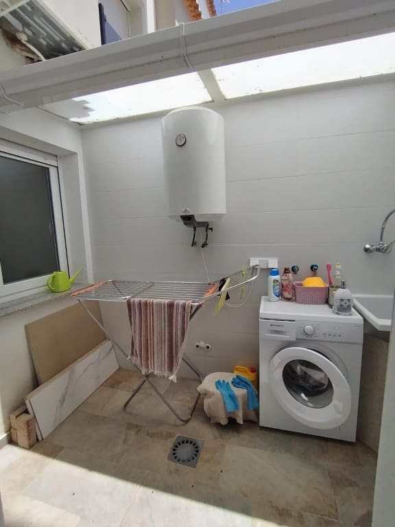 2 soveværelse Lejlighed til salg i San Pedro del Pinatar med swimmingpool - € 166.900 (Ref: 10070147)