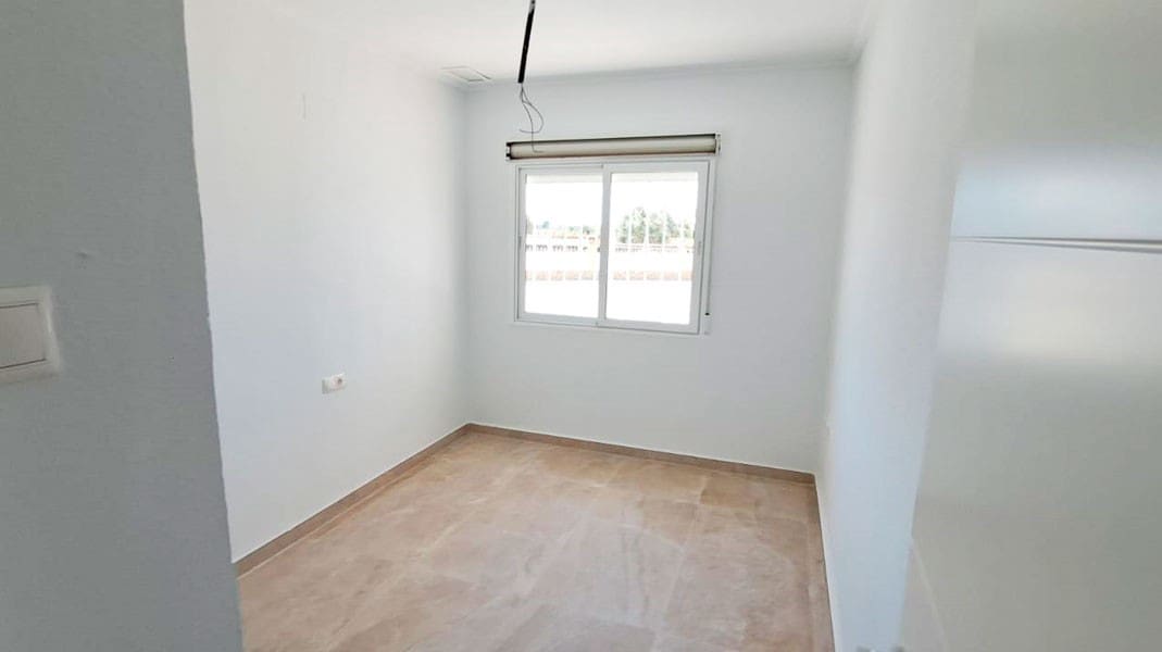 3 slaapkamer Finca/Landhuis te koop in Catral met garage - € 415.000 (Ref: 10070153)