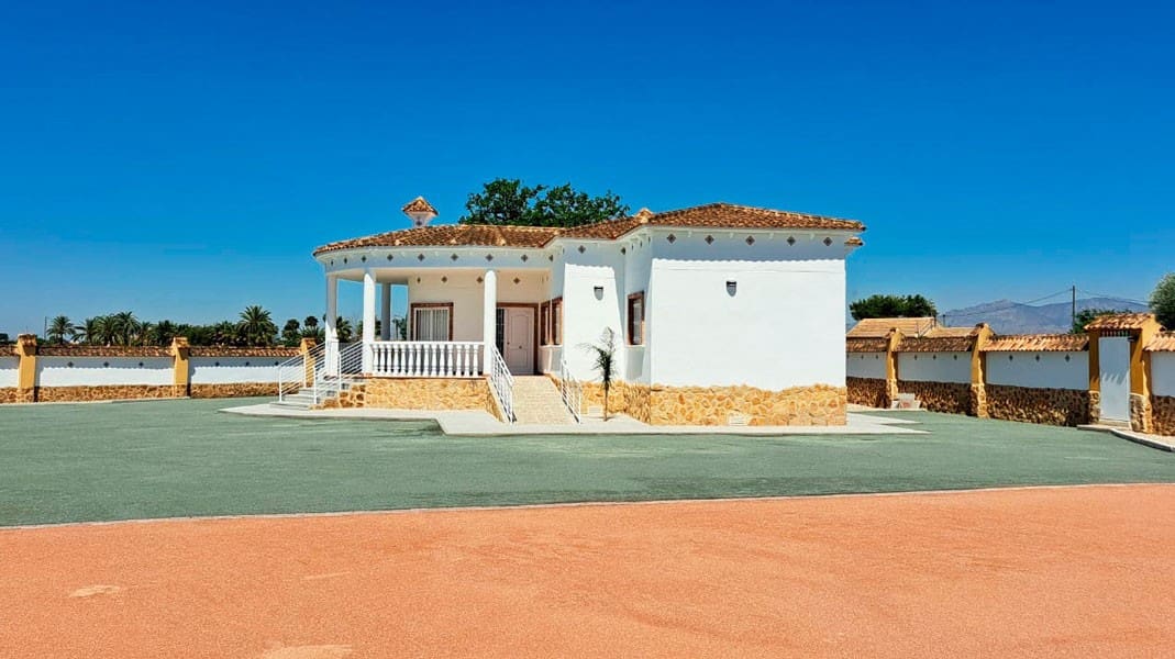 3 slaapkamer Finca/Landhuis te koop in Catral met garage - € 415.000 (Ref: 10070153)