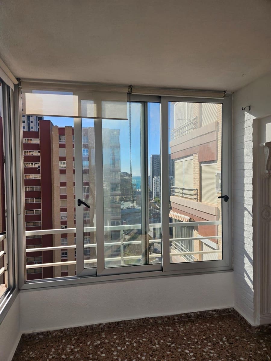 3 Zimmer Apartment zu verkaufen in Benidorm mit Pool Garage - 265.000 € (Ref: 10070163)