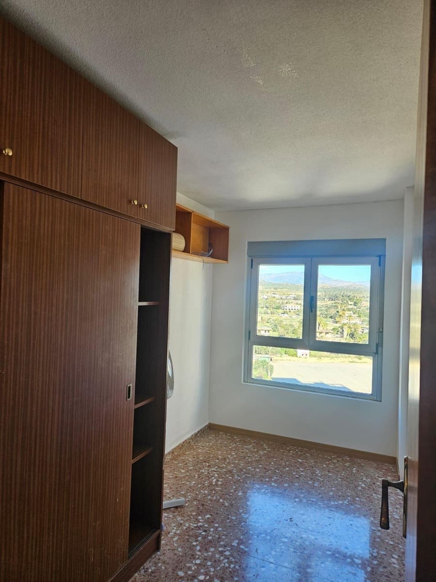 3 Zimmer Apartment zu verkaufen in Benidorm mit Pool Garage - 265.000 € (Ref: 10070163)