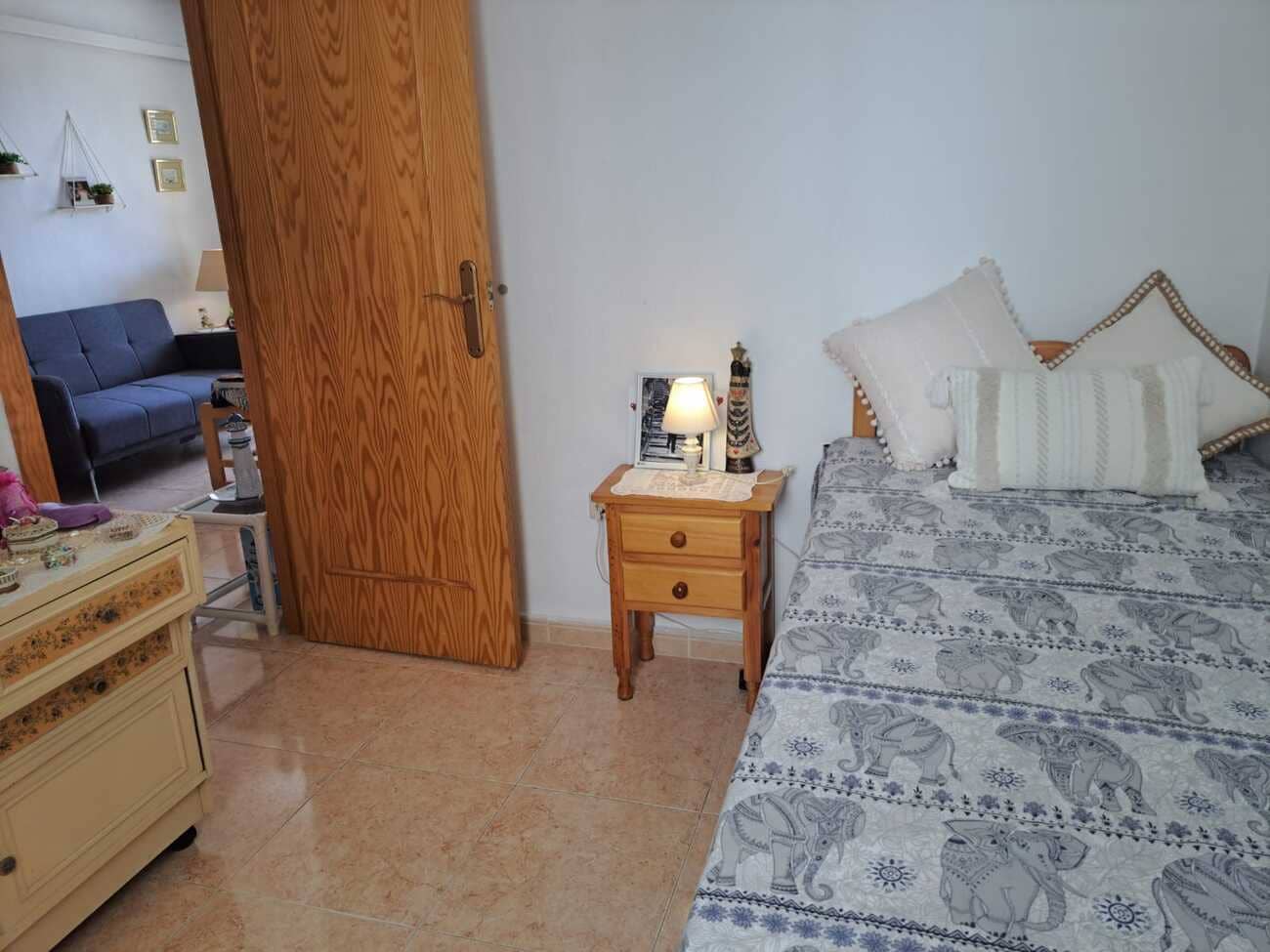 2 bedroom Apartment for sale in Torrevieja with pool - € 124,999 (Ref: 10071002)