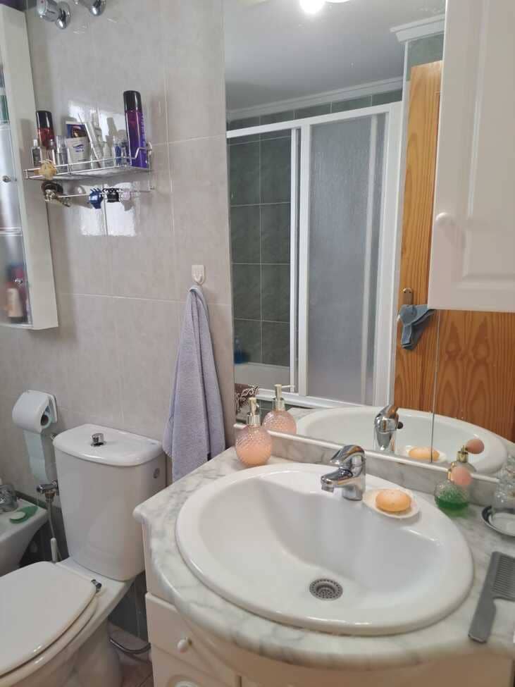 2 bedroom Apartment for sale in Torrevieja with pool - € 124,999 (Ref: 10071002)