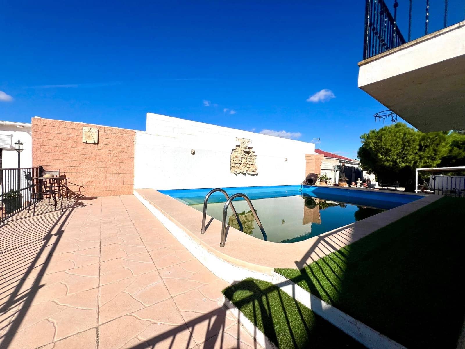 5 quarto Moradia para venda em Jumilla com piscina garagem - 499 995 € (Ref: 10071003)