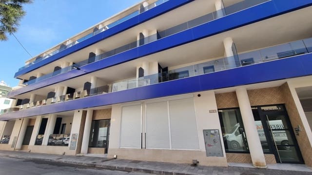 2 makuuhuone Kattohuoneisto myytävänä paikassa Las Piscinas Naturales, Torrevieja mukana uima-altaan 
autotalli - 341 000 € (Ref: 10073357)