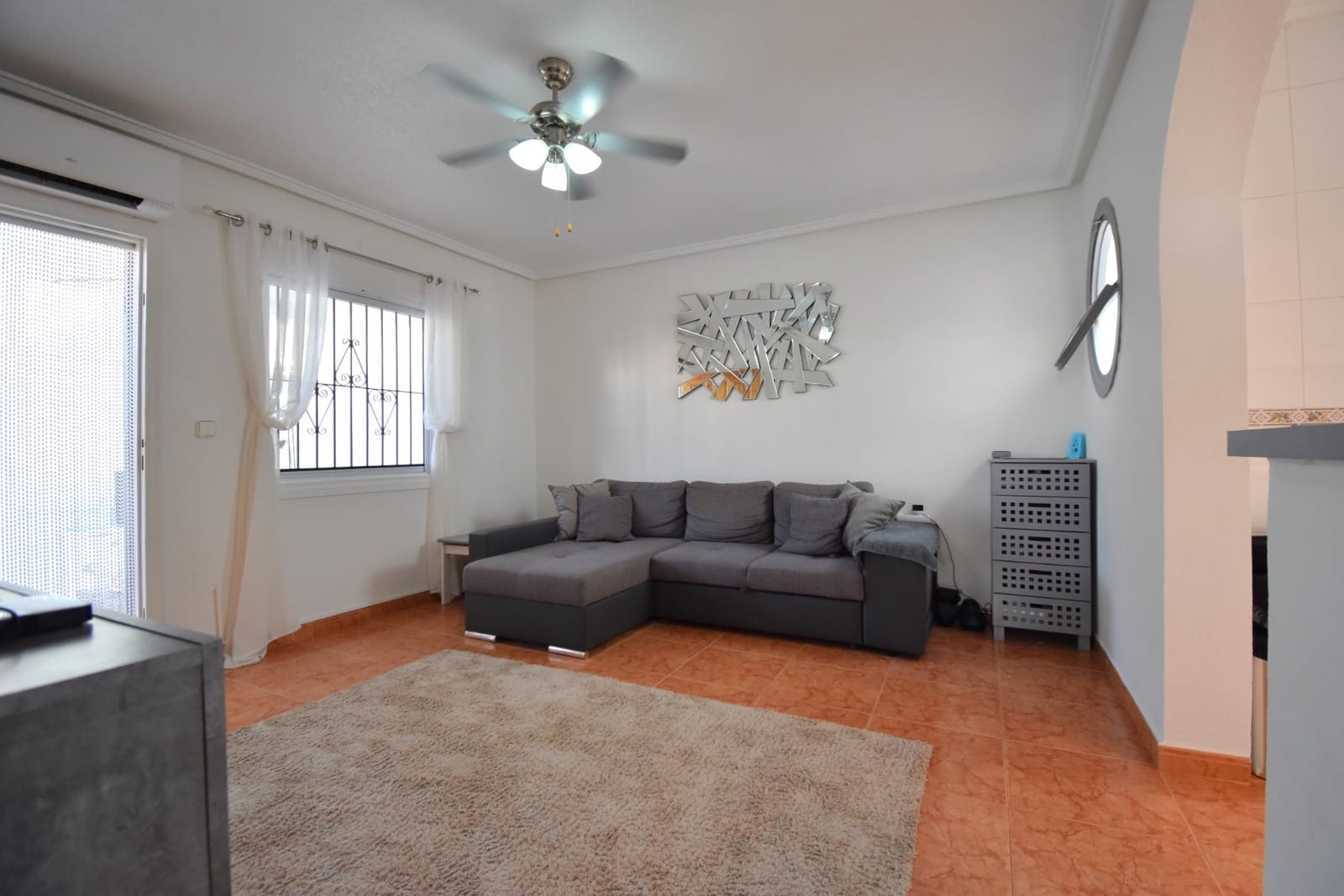2 quarto Moradia Geminada para venda em Orihuela Costa com piscina garagem - 180 000 € (Ref: 10088797)