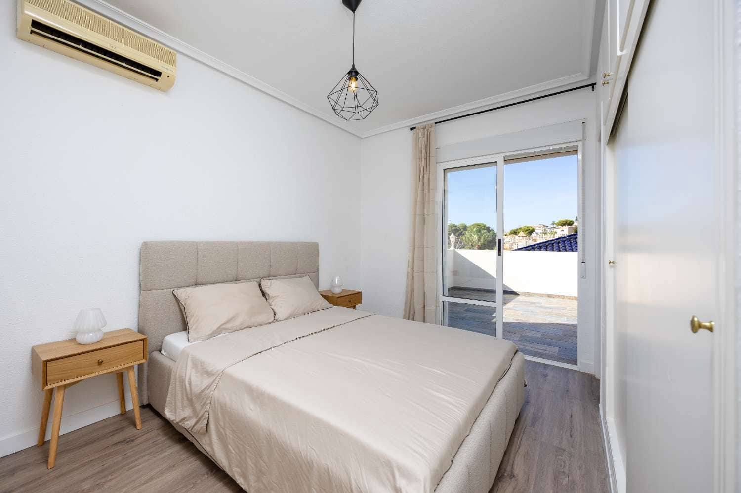3 slaapkamer Villa te koop in Orihuela met garage - € 325.000 (Ref: 10095797)