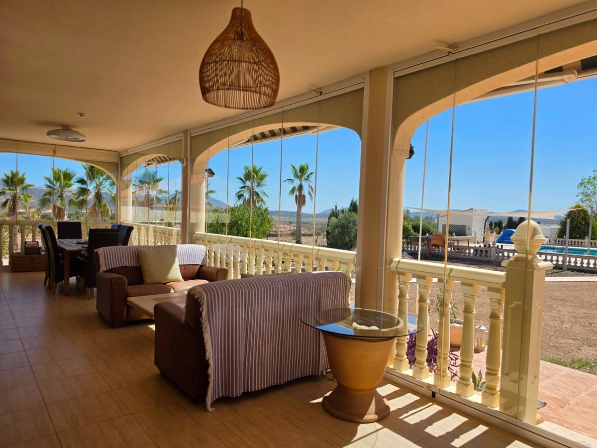 4 quarto Moradia para venda em Pinoso com piscina garagem - 895 000 € (Ref: 10095801)