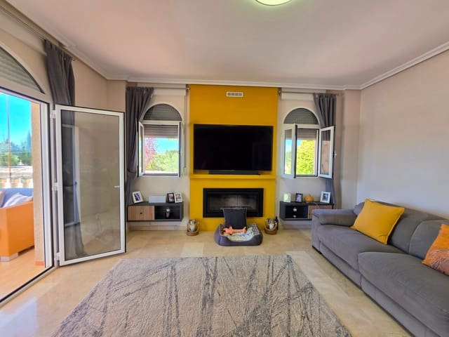 4 quarto Moradia para venda em Pinoso com piscina garagem - 895 000 € (Ref: 10095801)