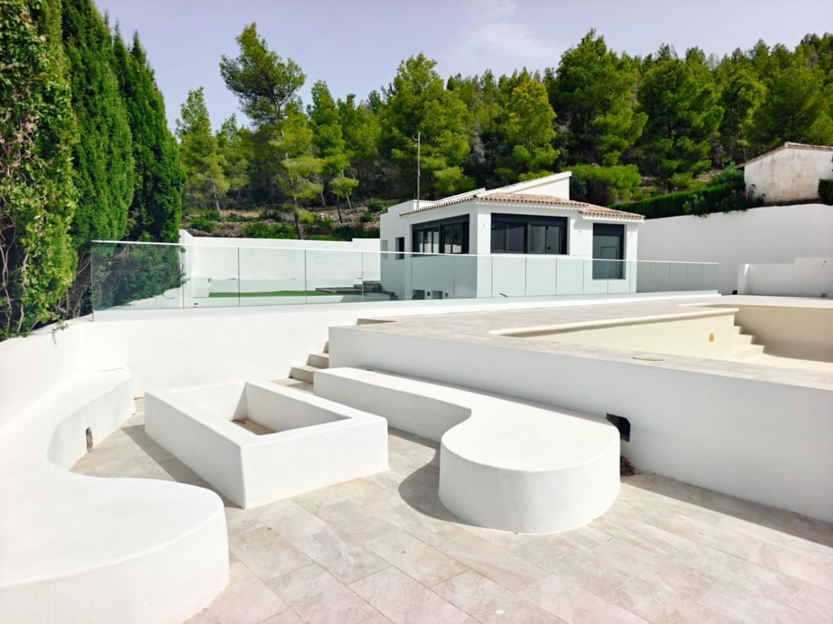 3 sypialnia Willa na sprzedaż w Denia z basenem garażem - 545 000 € (Ref: 10095802)