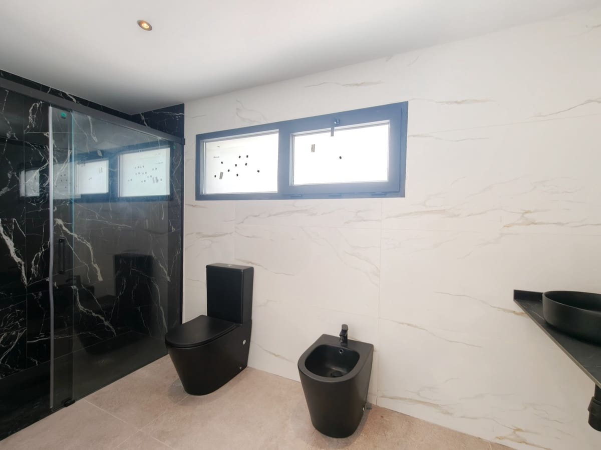 3 sypialnia Willa na sprzedaż w Denia z basenem garażem - 545 000 € (Ref: 10095802)