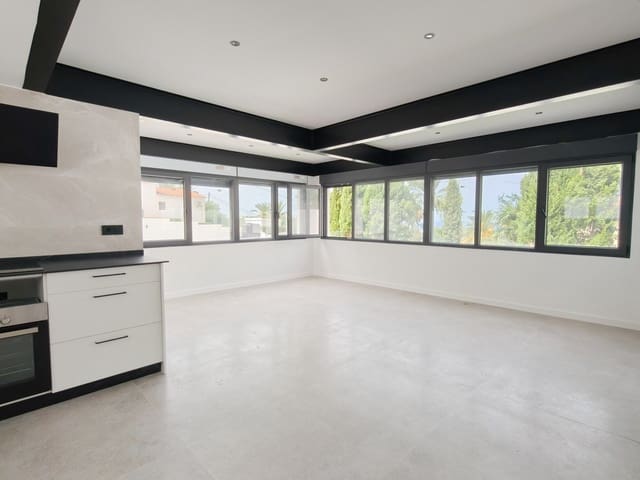 3 slaapkamer Villa te koop in Centro Urbano, Dénia met zwembad garage - € 545.000 (Ref: 10095802)