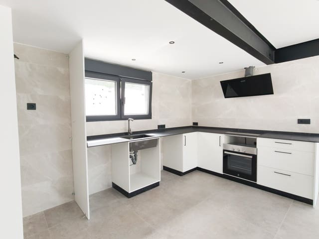 3 slaapkamer Villa te koop in Centro Urbano, Dénia met zwembad garage - € 545.000 (Ref: 10095802)
