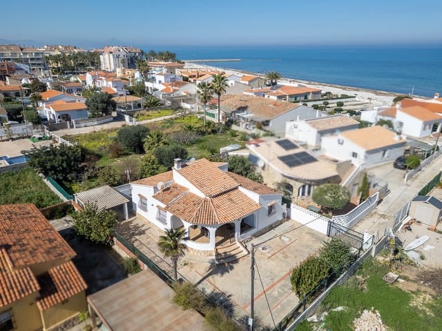 Chalet de 3 habitaciones en La Pedrera - Vessanes, Dénia en venta con garaje - 449.000 € (Ref: 10095803)
