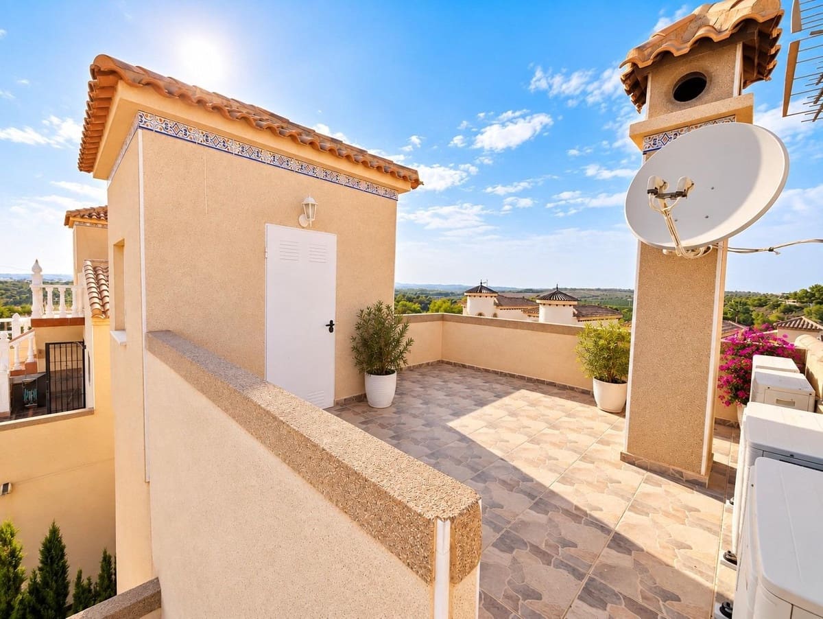 3 soverom Villa til salgs i Orihuela med svømmebasseng - € 369 000 (Ref: 10095805)
