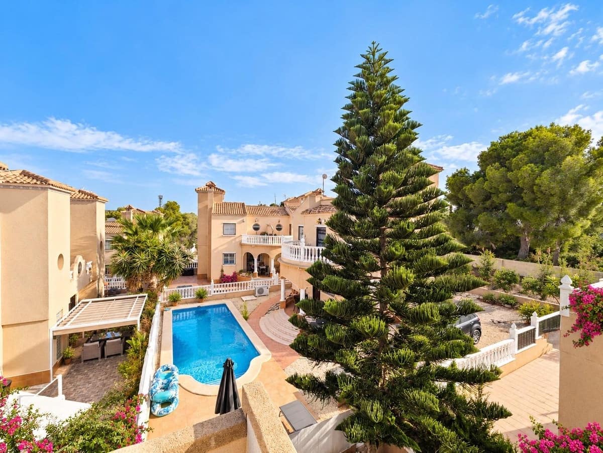 3 soverom Villa til salgs i Orihuela med svømmebasseng - € 369 000 (Ref: 10095805)