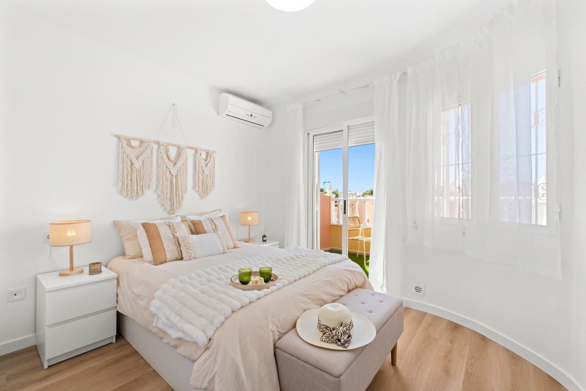 2 sypialnia Dom na sprzedaż w Orihuela z basenem garażem - 229 800 € (Ref: 10153658)