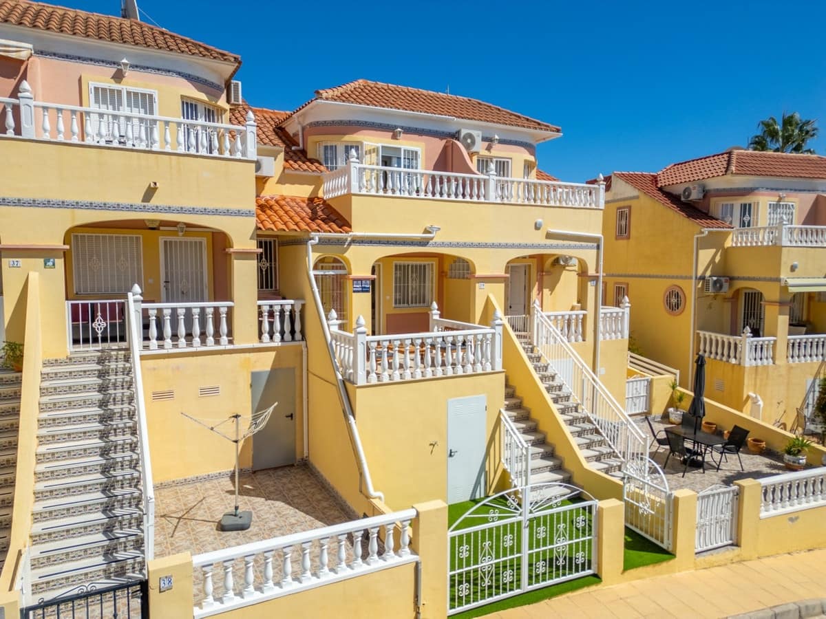 2 sypialnia Dom na sprzedaż w Orihuela z basenem garażem - 229 800 € (Ref: 10153658)