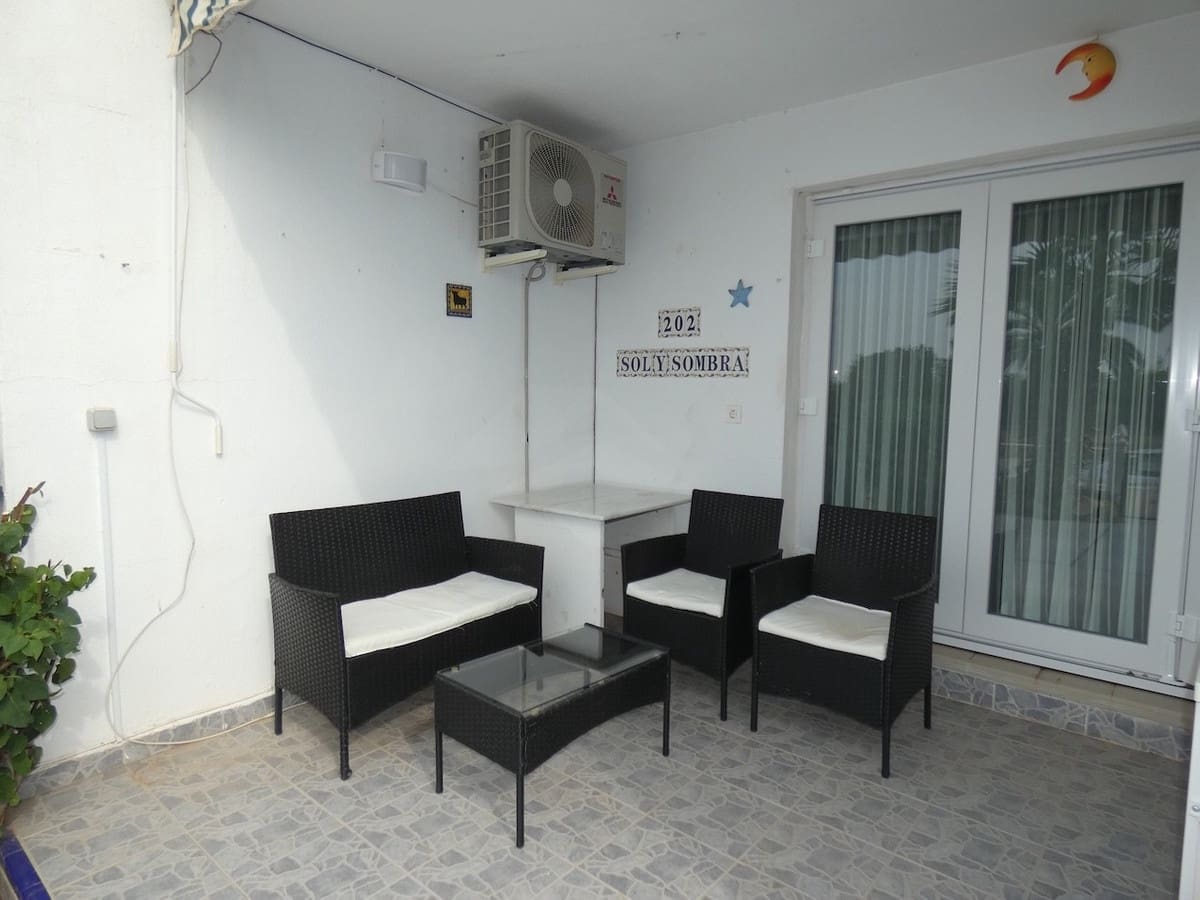 2 sovrum Hus till salu i Torrevieja med pool - 155 000 € (Ref: 10153666)