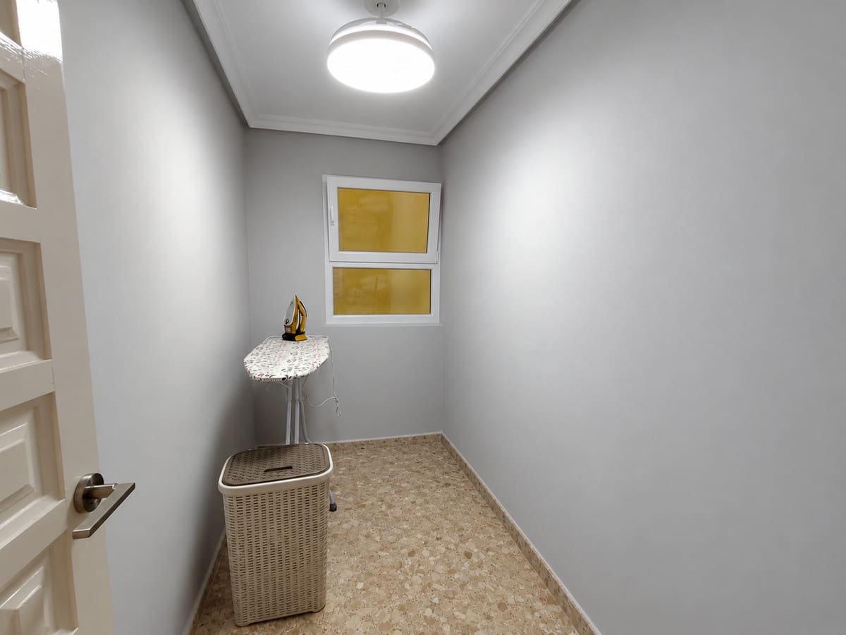 2 slaapkamer Appartement te koop in Torrevieja - € 239.995 (Ref: 10153672)