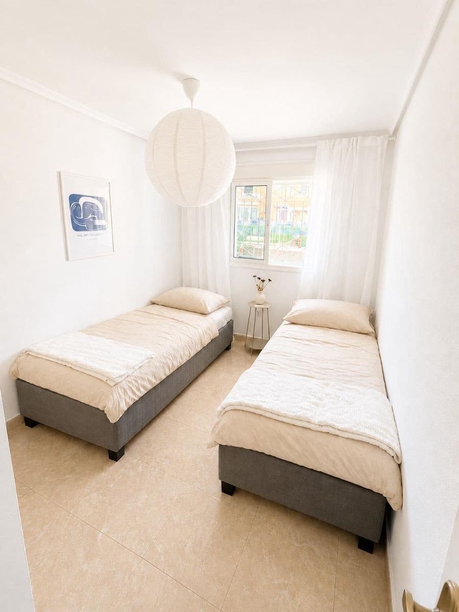 2 slaapkamer Appartement te koop in Orihuela met zwembad garage - € 219.000 (Ref: 10153673)