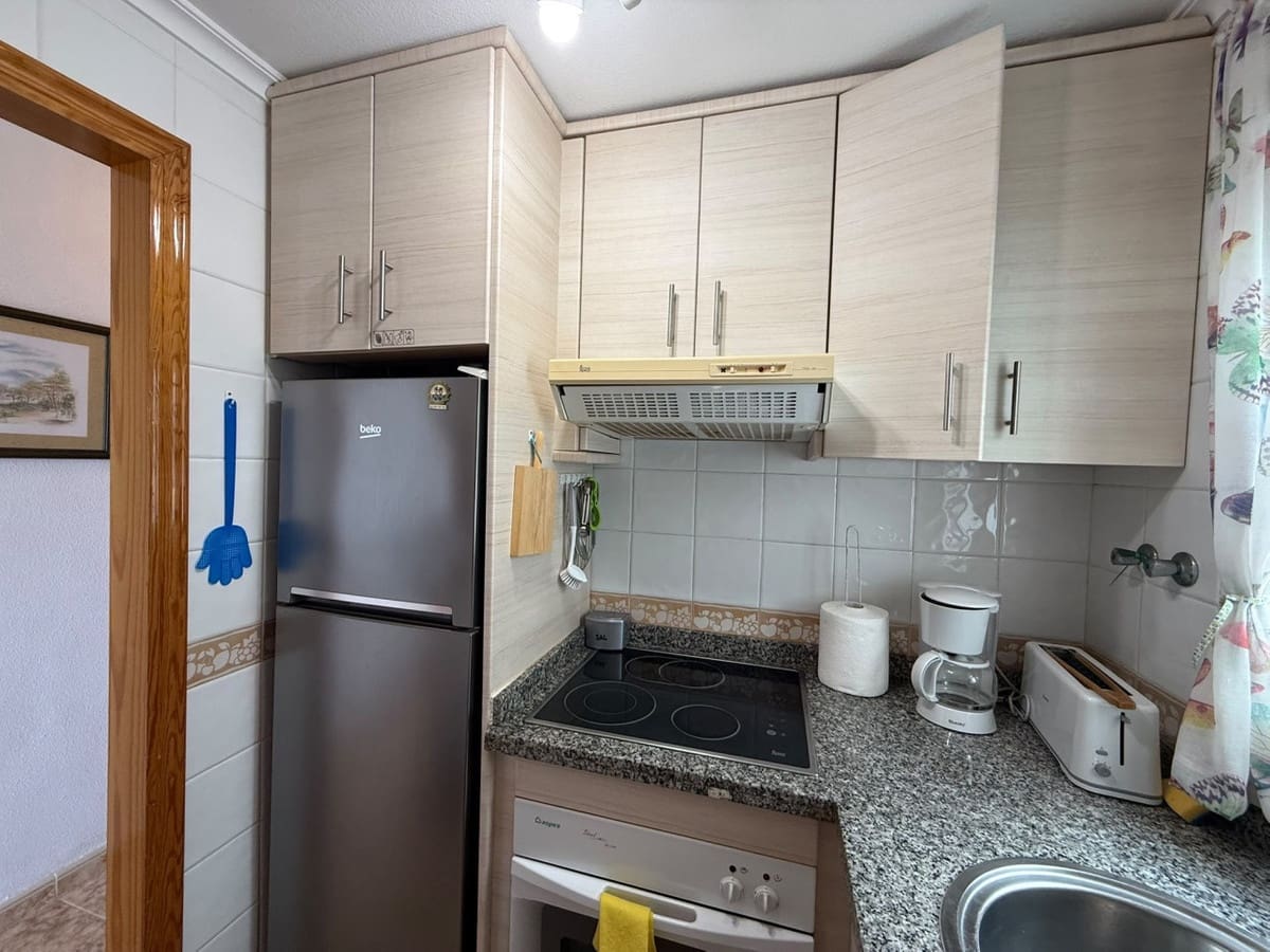 2 makuuhuone Huoneisto myytävänä paikassa Torrevieja - 179 900 € (Ref: 10153680)