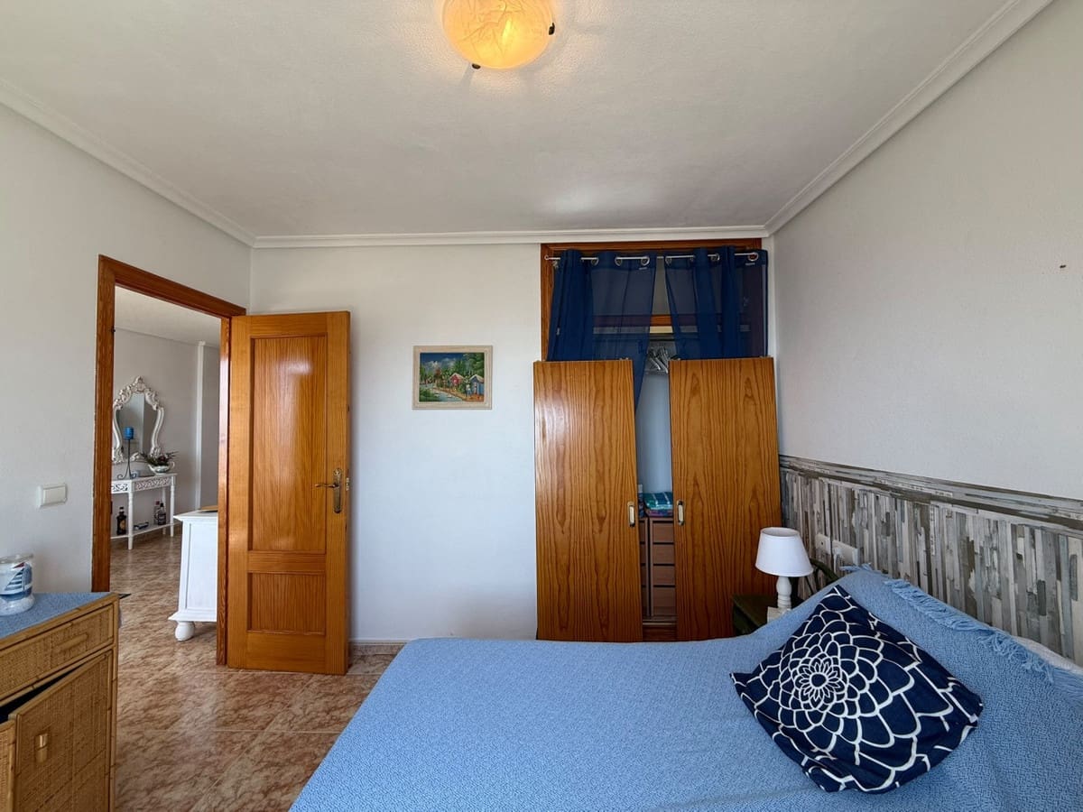 2 makuuhuone Huoneisto myytävänä paikassa Torrevieja - 179 900 € (Ref: 10153680)