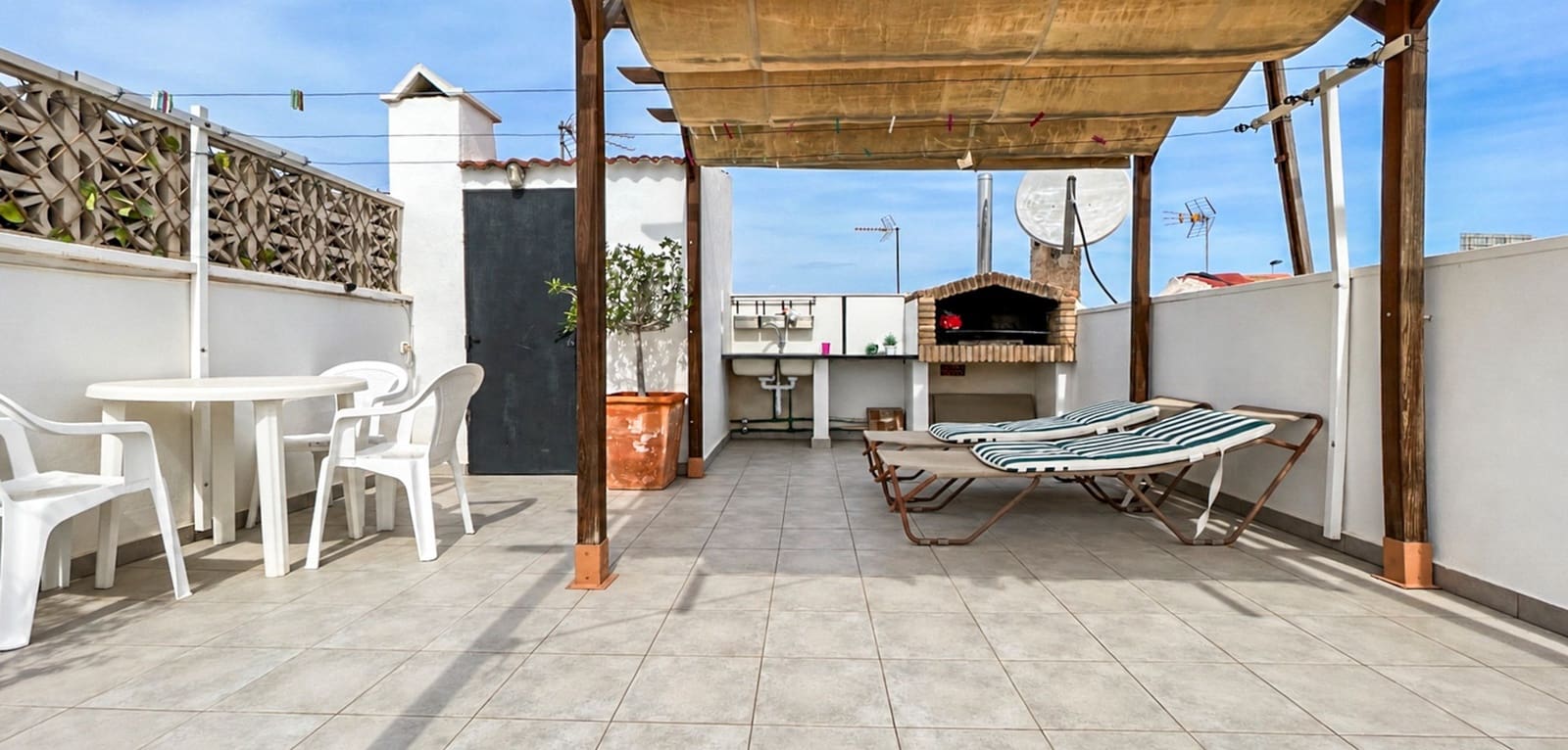 Bungalow de 3 habitaciones en Torrevieja en venta - 165.000 € (Ref: 10155522)