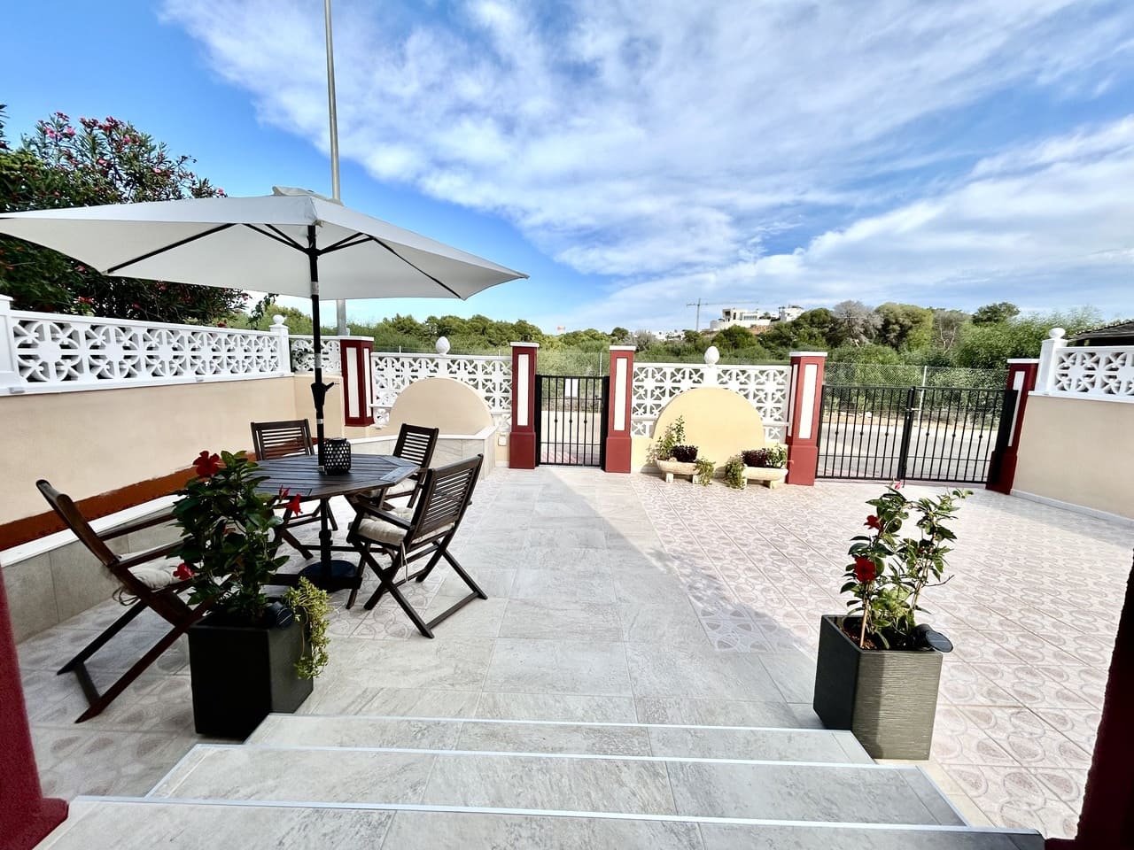 3 chambre Maison de Ville à vendre à Dehesa de Campoamor avec piscine garage - 345 000 € (Ref: 10155526)