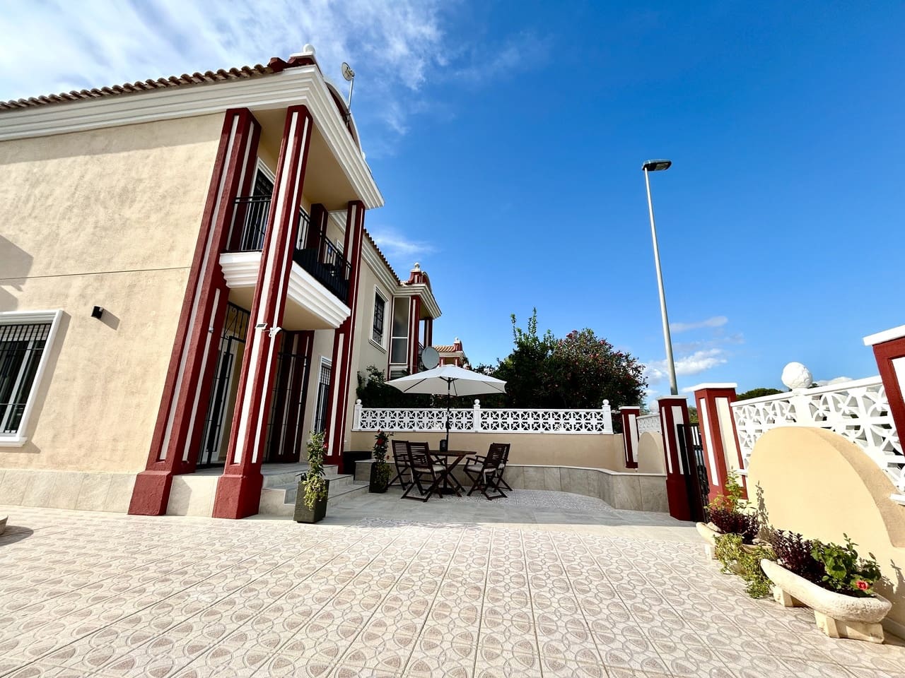 3 chambre Maison de Ville à vendre à Dehesa de Campoamor avec piscine garage - 345 000 € (Ref: 10155526)