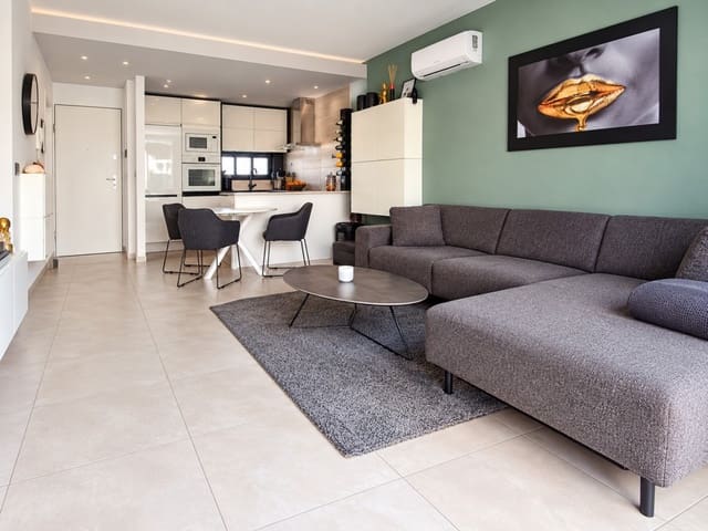 3 sypialnia Penthouse na sprzedaż w El Raso, Guardamar del Segura z basenem garażem - 309 750 € (Ref: 10155530)