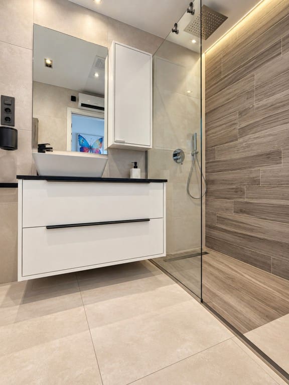 3 sypialnia Penthouse na sprzedaż w El Raso z basenem garażem - 309 750 € (Ref: 10155530)