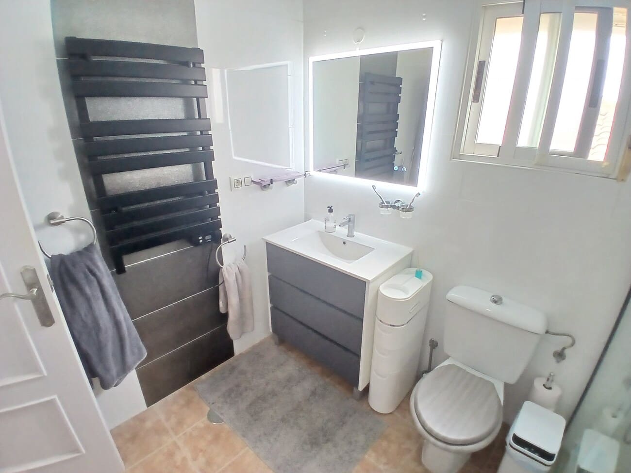 3 chambre Villa/Maison à vendre à Villamartin avec piscine garage - 299 950 € (Ref: 10155540)