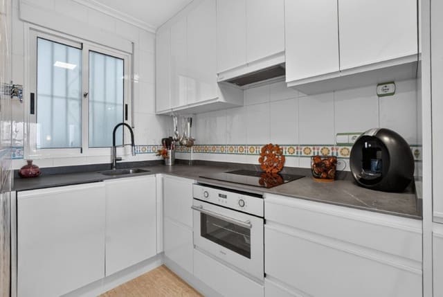 2 slaapkamer Appartement te koop in Almoradí met zwembad - € 115.000 (Ref: 10157939)