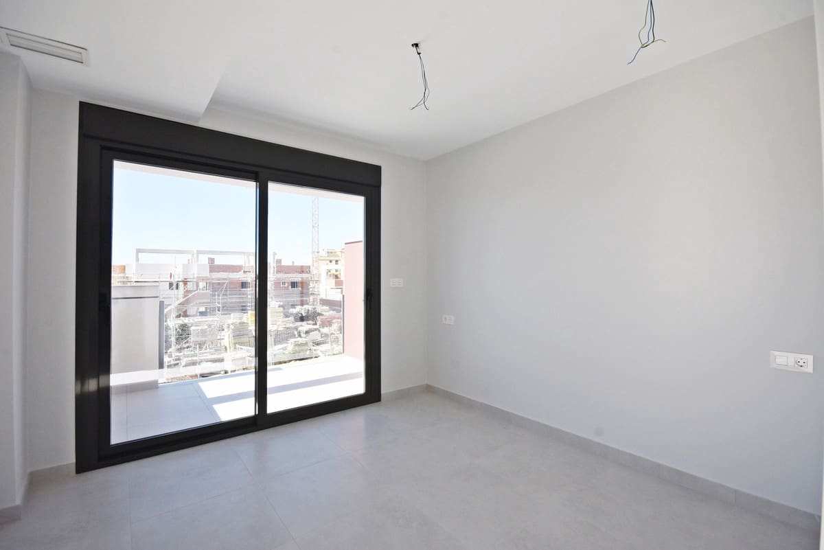 3 camera da letto Appartamento in vendita in Alamillo con piscina garage - 357.000 € (Rif: 10157948)