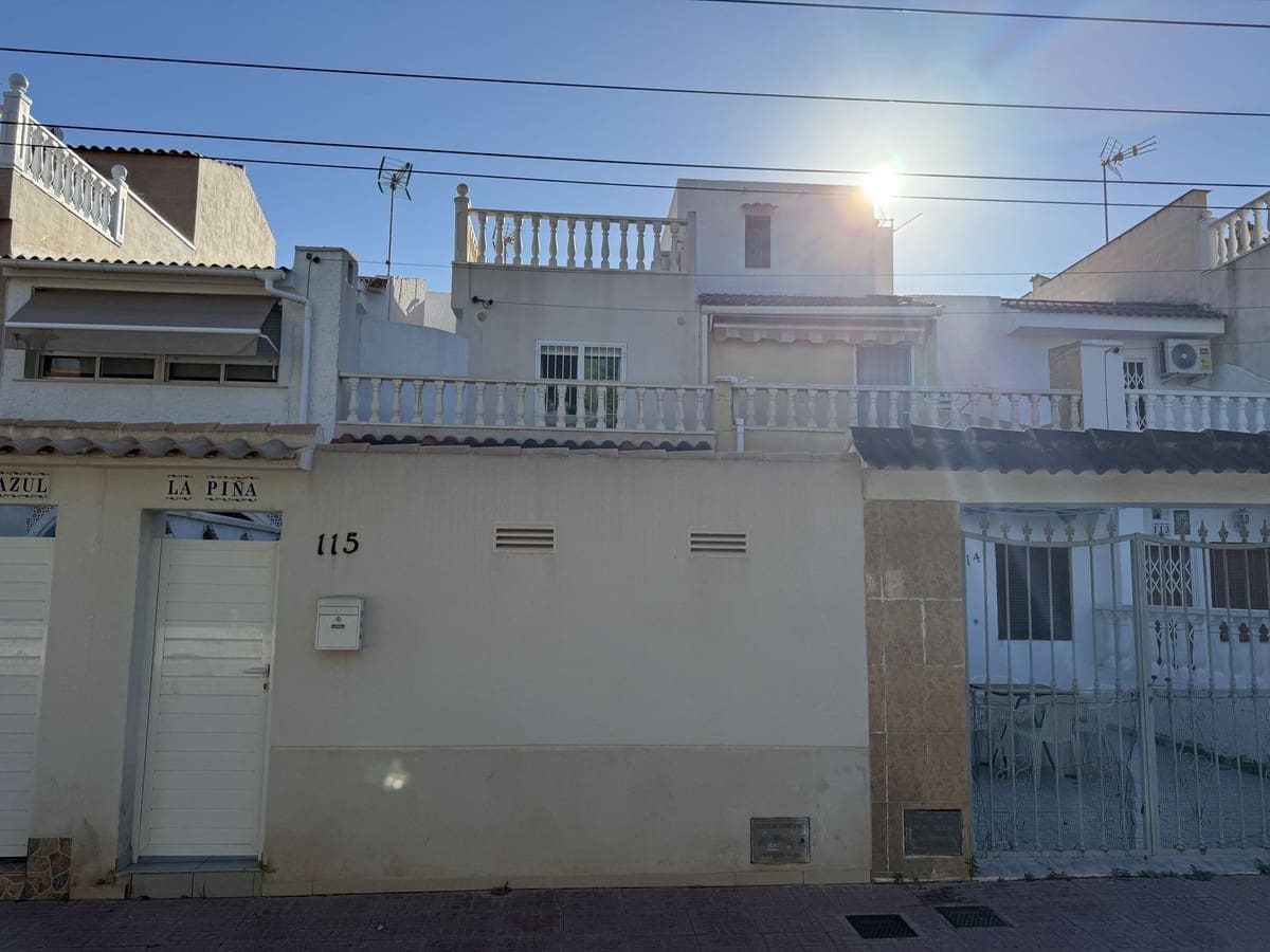 2 sovrum Hus till salu i Torrevieja med pool - 212 900 € (Ref: 10159700)
