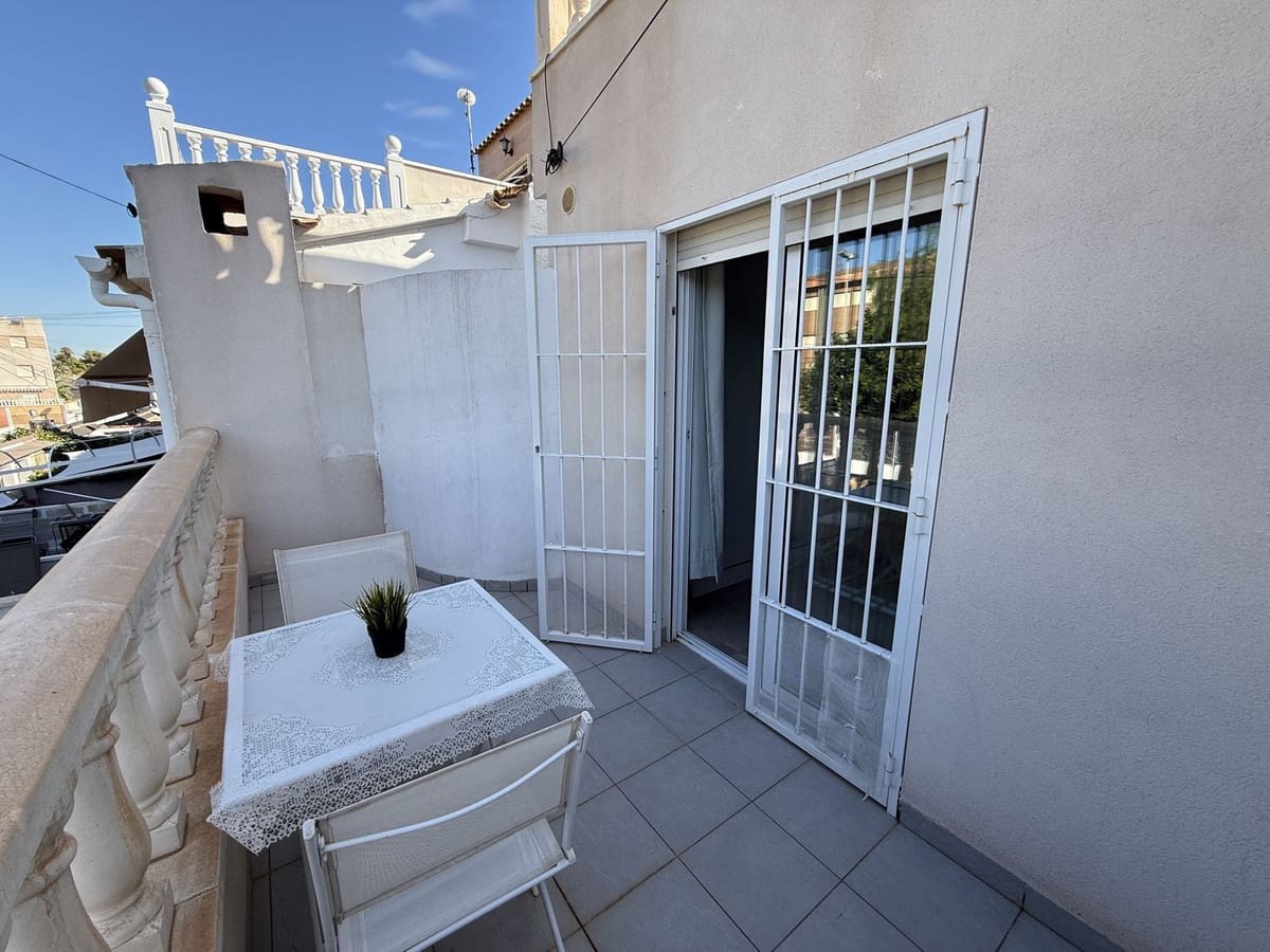 2 sovrum Hus till salu i Torrevieja med pool - 212 900 € (Ref: 10159700)