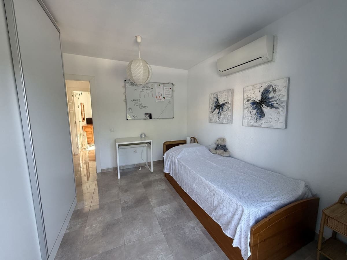2 sovrum Hus till salu i Torrevieja med pool - 212 900 € (Ref: 10159700)