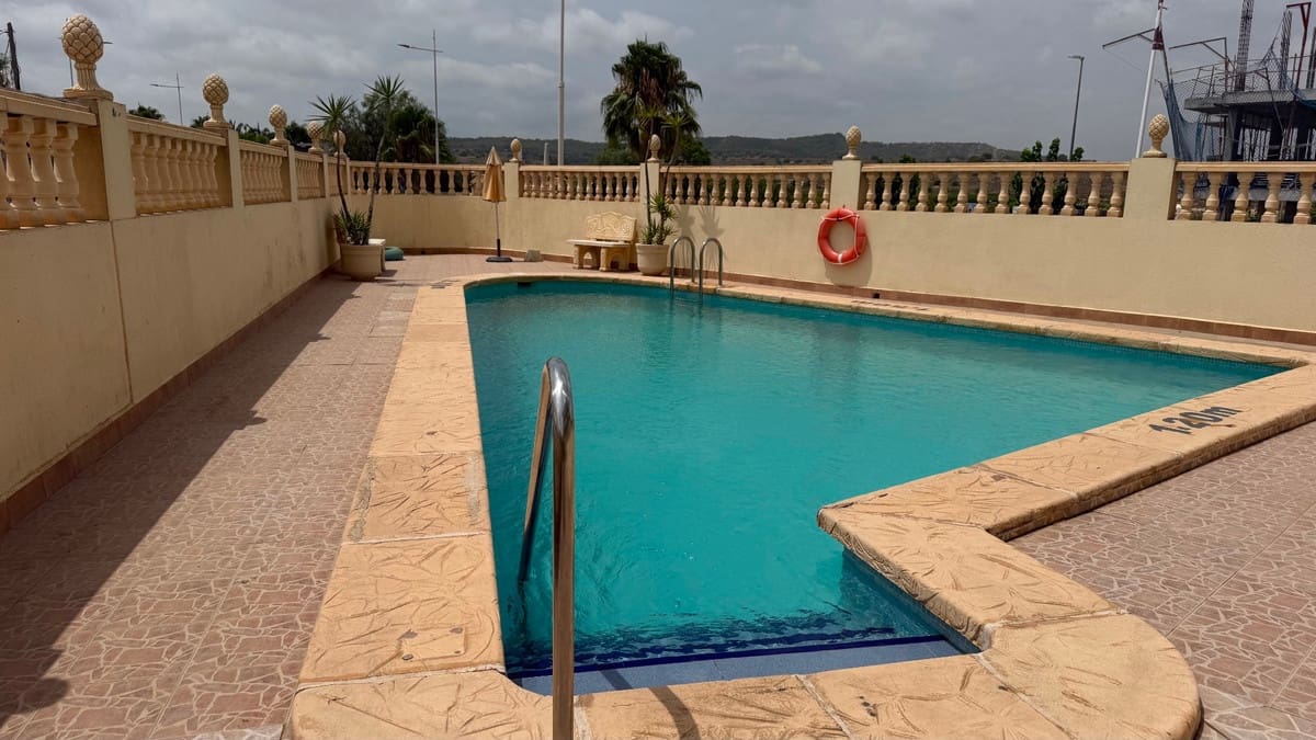 2 bedroom Apartment for sale in San Miguel de Salinas with pool - € 145,000 (Ref: 10159701)