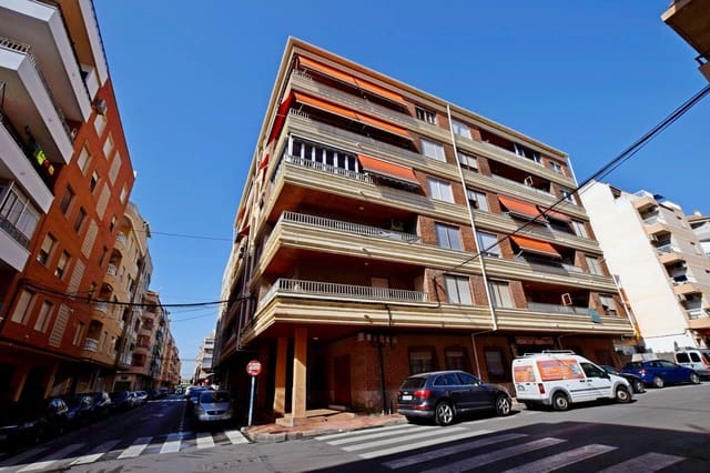 3 soveværelse Lejlighed til salg i Puerto Deportivo, Torrevieja - € 159.900 (Ref: 10159703)