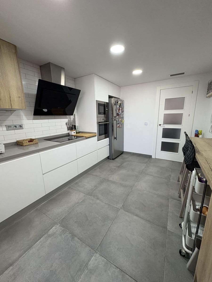 3 soveværelse Byhus til salg i Santa Pola med swimmingpool garage - € 390.000 (Ref: 10159704)