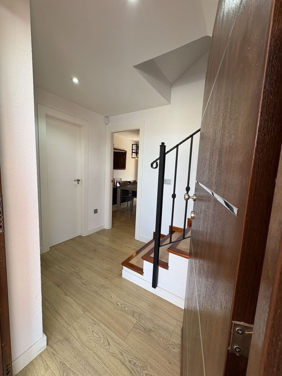 3 soveværelse Byhus til salg i Santa Pola med swimmingpool garage - € 390.000 (Ref: 10159704)